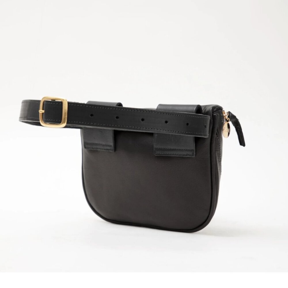 CLARE V. LEATHER FANNY PACK - BLACK